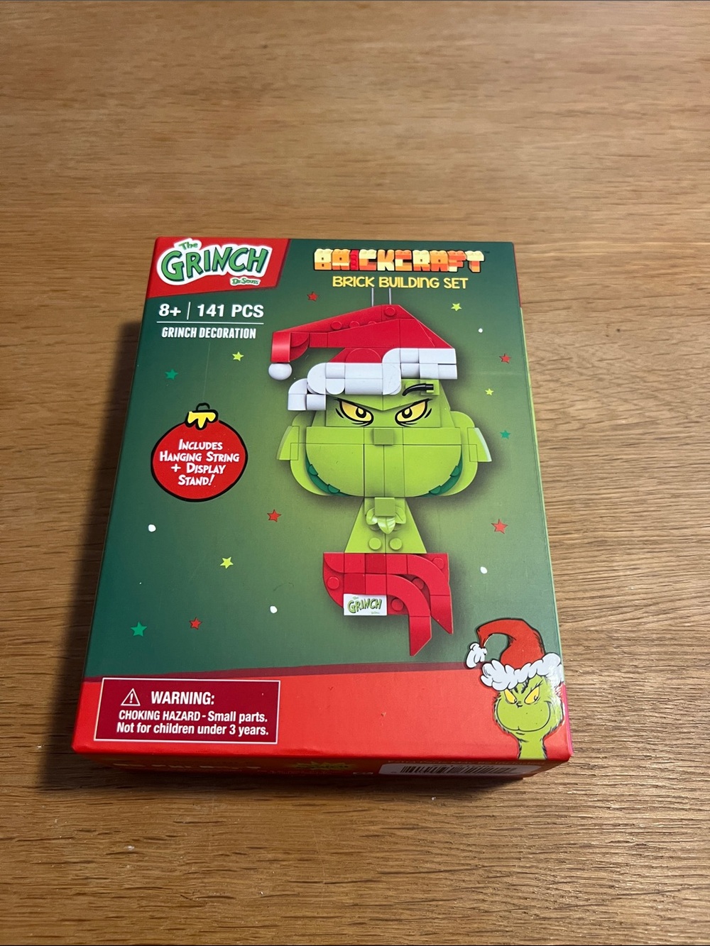 The Grinch Brickcraft Green and Red Brick Building Set